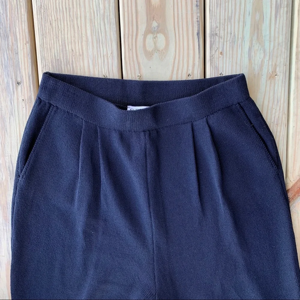 ST JOHN by Marie Gray Black Pull on Knit Pleated Trouser - Picture 2 of 7